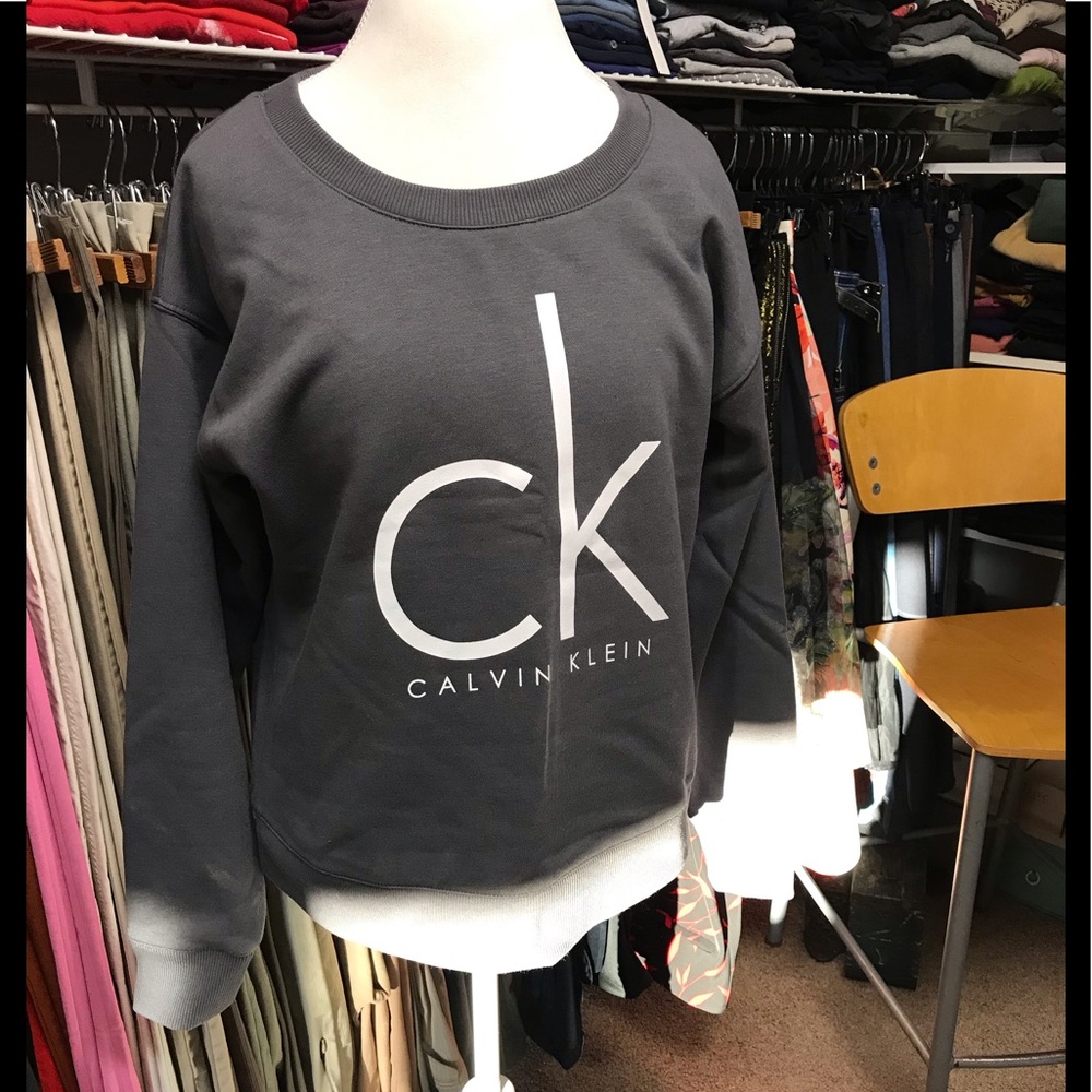 Calvin Klein sweatshirt